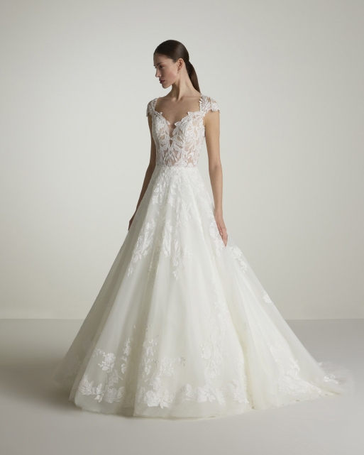 Sposa 2025 -  -  Modello  102